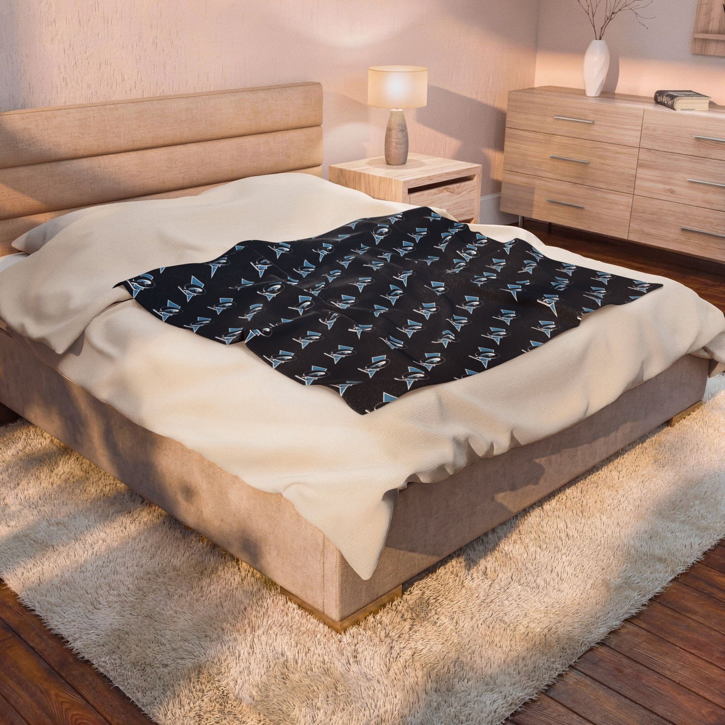 Lightning Velveteen Plush Blanket