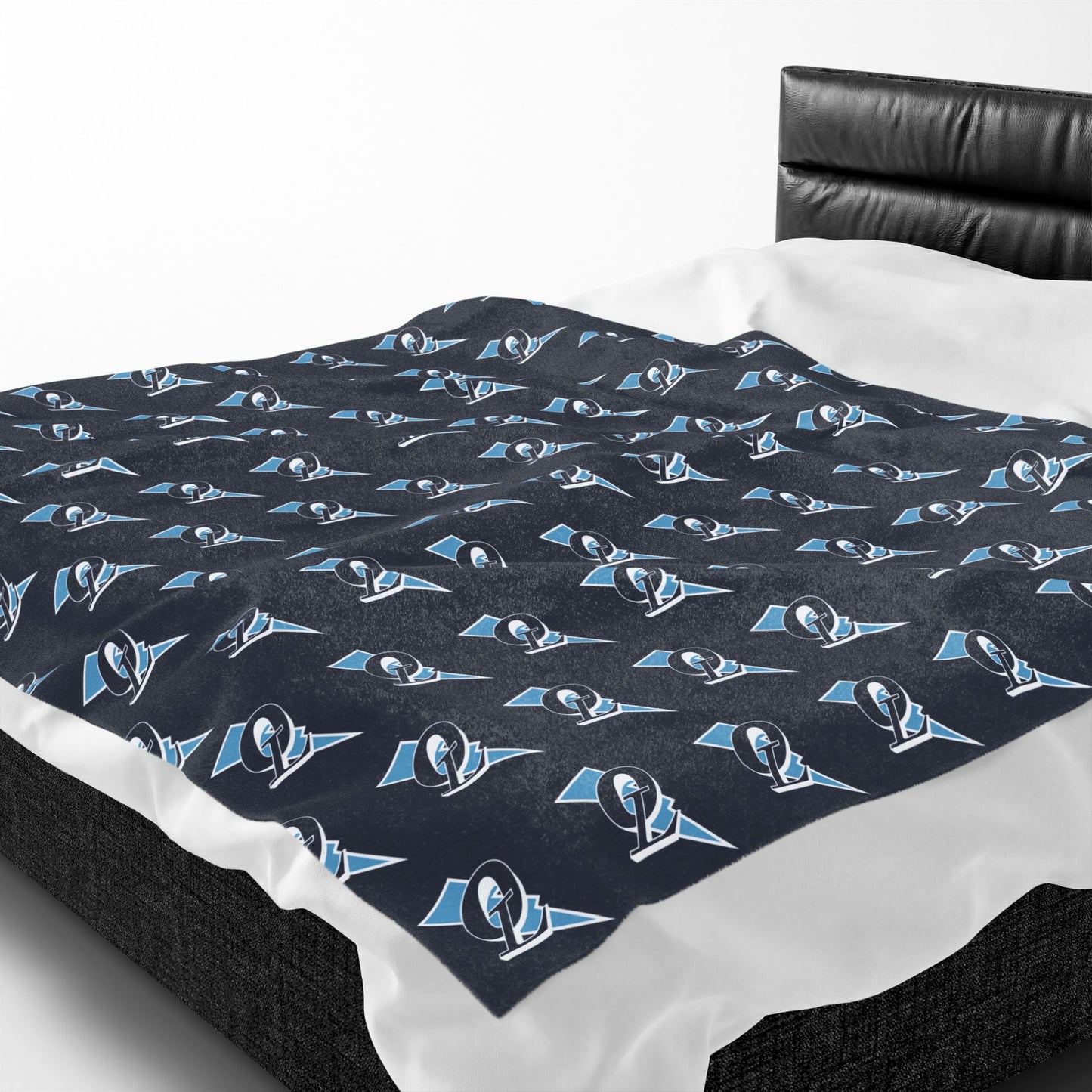 Lightning Velveteen Plush Blanket